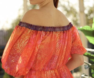 001- Kadın Desenli Uzun Elbise 