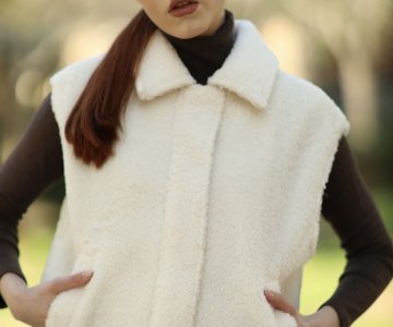 023 - Kadın Pelüş Astarlı Yelek 