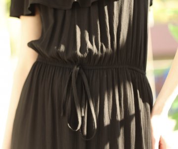 011-Kadın Siyah Uzun Kemerli Dokuma Elbise 