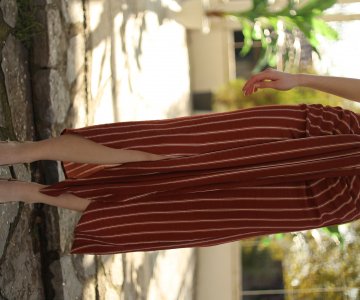 039-Kadın Bel Detaylı Yırtmaçlı Uzun Etek