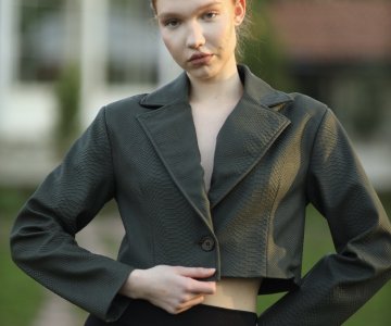 015 - Kadın Deri Kısa Blazer Ceket 