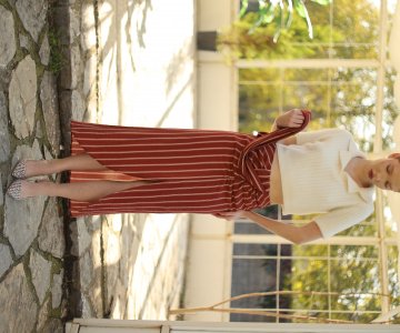 039-Kadın Bel Detaylı Yırtmaçlı Uzun Etek